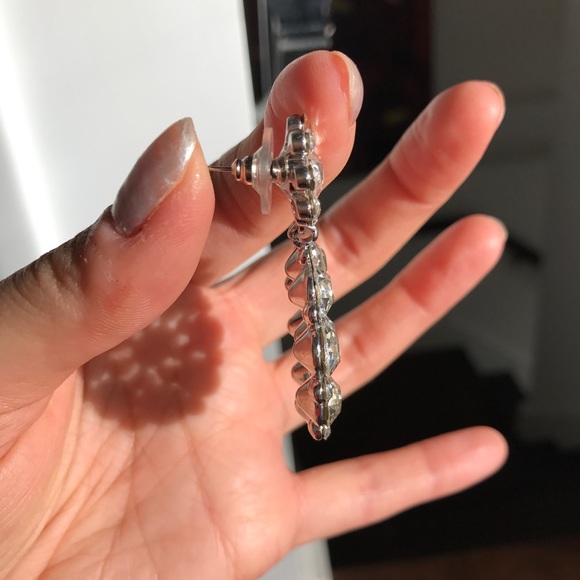 NATASHA 'Diamond' Silver Earrings! 💎 - Picture 4 of 7